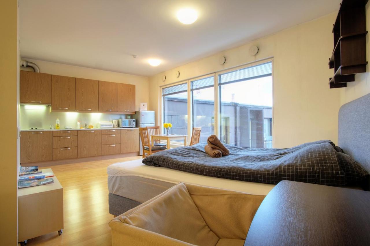 Studio Apartment In Quiet Heart Of Everything Tallinn Eksteriør billede
